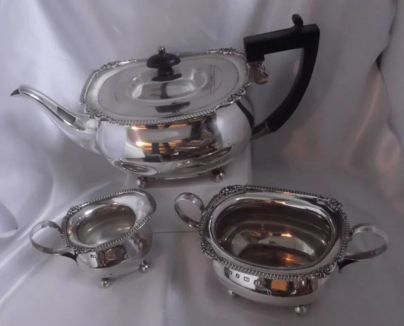 silver-tea-set-a.jpg